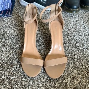 Tan heels